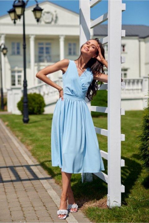 Sukienka Model Lily BLE SUK0399 Błękit - Roco Fashion Roco Fashion Sukienka Model Lily BLE SUK0399 Błękit - Roco Fashion Roco Fashion
