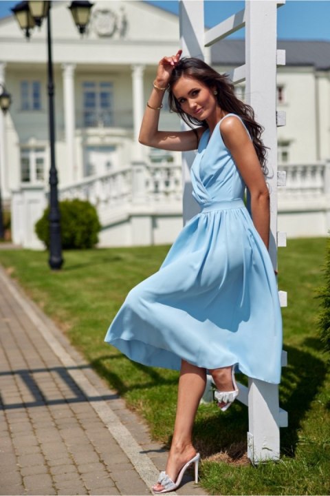 Sukienka Model Lily BLE SUK0399 Błękit - Roco Fashion Roco Fashion Sukienka Model Lily BLE SUK0399 Błękit - Roco Fashion Roco Fashion