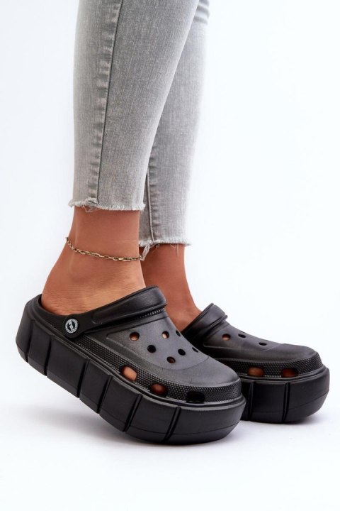Sandał Klapki Model Itubia 24SD19-7561 Black - Step in style Step in style Sandał Klapki Model Itubia 24SD19-7561 Black - Step in style Step in style