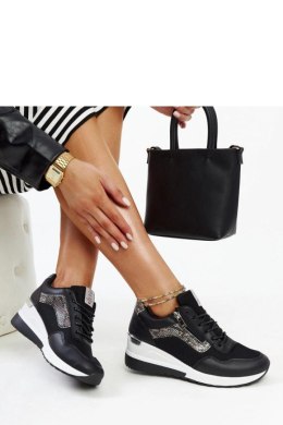 Czarne sneakersy damskie na koturnie CROSS JEANS - Solea Solea