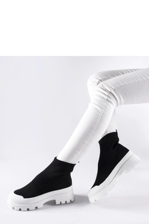 Czarne sneakersy z elastyczną cholewką Varden - Solea Solea Czarne sneakersy z elastyczną cholewką Varden - Solea Solea