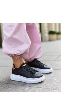 Czarne sneakersy na grubej podeszwie Ivalu - Solea Solea Czarne sneakersy na grubej podeszwie Ivalu - Solea Solea