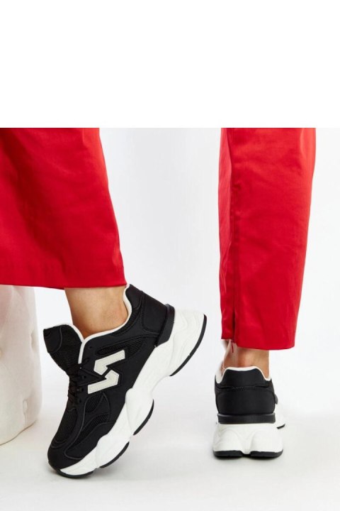 Czarne sneakersy na masywnej podeszwie Gergely - Solea Solea Czarne sneakersy na masywnej podeszwie Gergely - Solea Solea