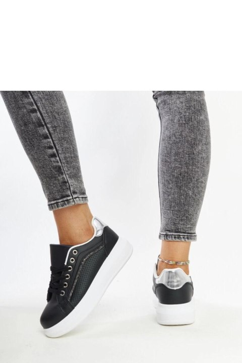 Czarne sneakersy z ozdobnymi cyrkoniami Perica - Solea Solea Czarne sneakersy z ozdobnymi cyrkoniami Perica - Solea Solea