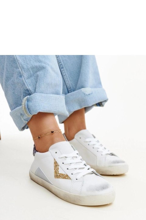 Białe sneakersy z efektem ,,znoszenia`` Gombola - Solea Solea Białe sneakersy z efektem ,,znoszenia`` Gombola - Solea Solea