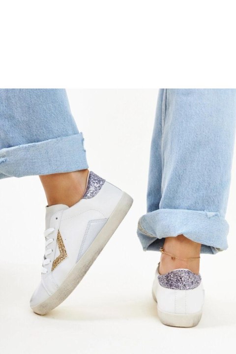 Białe sneakersy z efektem ,,znoszenia`` Gombola - Solea Solea Białe sneakersy z efektem ,,znoszenia`` Gombola - Solea Solea