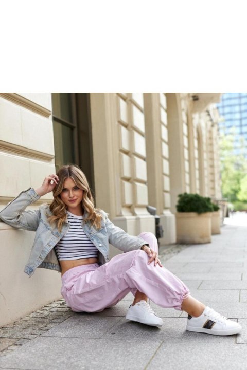 Białe sneakersy z ozdobnym paskiem Grada - Solea Solea Białe sneakersy z ozdobnym paskiem Grada - Solea Solea
