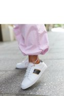 Białe sneakersy z ozdobnym paskiem Grada - Solea Solea Białe sneakersy z ozdobnym paskiem Grada - Solea Solea