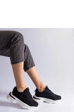 Czarne sneakersy na grubszej podeszwie Guerrera - Solea Solea