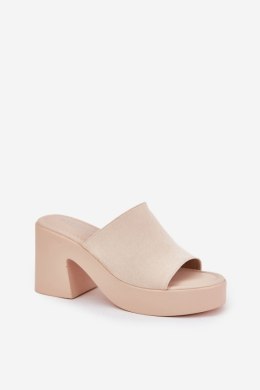 Sandał Klapki Model Omeisa 8338-273 Beige - Step in style Step in style