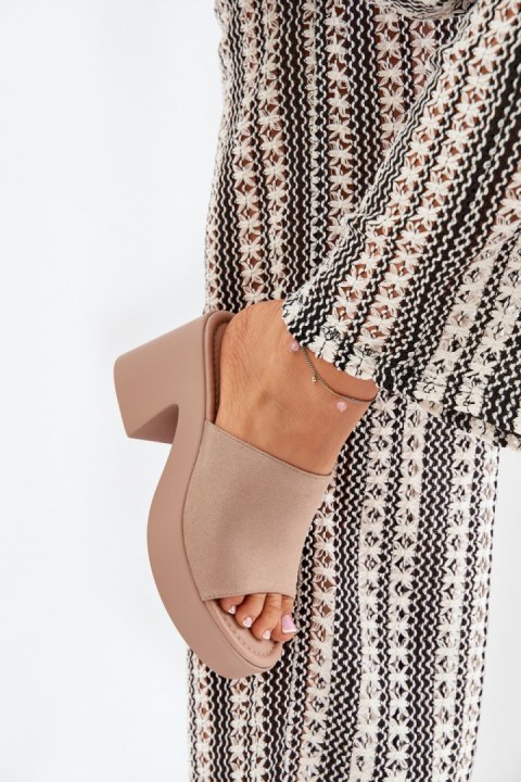 Sandał Klapki Model Omeisa 8338-273 Khaki - Step in style Step in style Sandał Klapki Model Omeisa 8338-273 Khaki - Step in style Step in style
