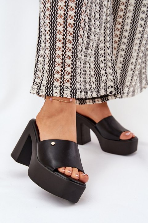 Sandał Klapki Model Tamirella 218-2 Black - Step in style Step in style Sandał Klapki Model Tamirella 218-2 Black - Step in style Step in style