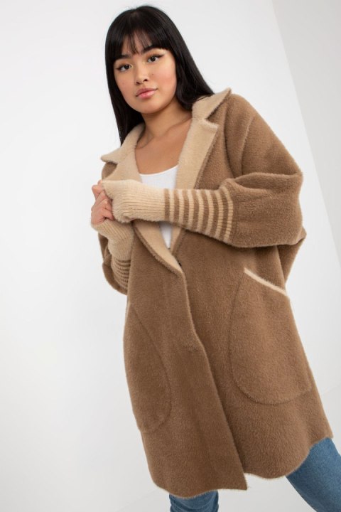 Płaszcz Damski Model MBM-PL-2001.95P Light Brown - MBM MBM Płaszcz Damski Model MBM-PL-2001.95P Light Brown - MBM MBM