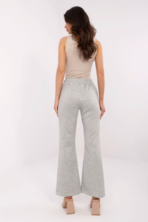 Spodnie Dresowe Model DHJ-SP-20518.12 Grey - Italy Moda Italy Moda Spodnie Dresowe Model DHJ-SP-20518.12 Grey - Italy Moda Italy Moda