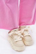 Buty Sportowe Model Goe RR2N4043 Beige - Step in style Step in style