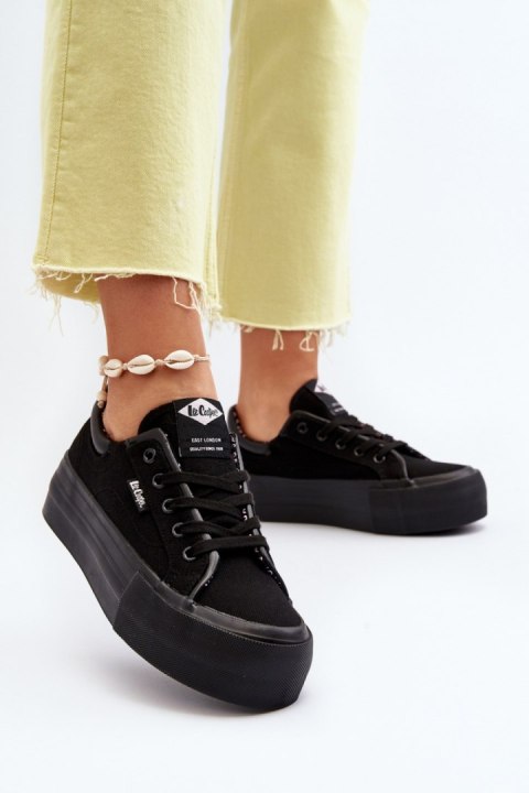 Trampki Model Lee Cooper LCW-24-31-2180 Black - Step in style Step in style Trampki Model Lee Cooper LCW-24-31-2180 Black - Step in style Step in style