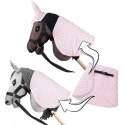 Derka i nauszniki Skippi dla Hobby Horse - różowa - uniwersalny rozmiar Derka i nauszniki Skippi dla Hobby Horse - różowa - uniwersalny rozmiar