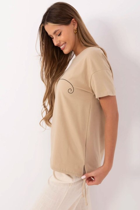 T-shirt Damski Model CLM-TS-1017.03 Camel - Factory Price Factory Price T-shirt Damski Model CLM-TS-1017.03 Camel - Factory Price Factory Price