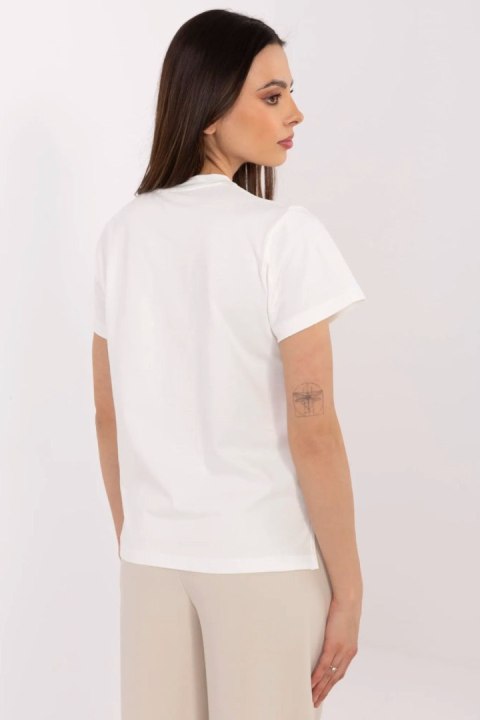 Tshirt Damski Model CLM-TS-1704.85 Ecru - Factory Price Factory Price Tshirt Damski Model CLM-TS-1704.85 Ecru - Factory Price Factory Price