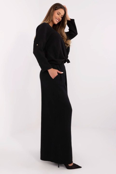 Spodnie Damskie Model MI-SP-2563.84 Black - Italy Moda Italy Moda Spodnie Damskie Model MI-SP-2563.84 Black - Italy Moda Italy Moda