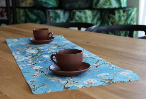 Bieżnik na stół ALMOND 115x40 cm Bieżnik na stół ALMOND 115x40 cm