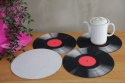 Zestaw podkładek na stół okrągłych 4D - VINYL Zestaw podkładek na stół okrągłych 4D - VINYL