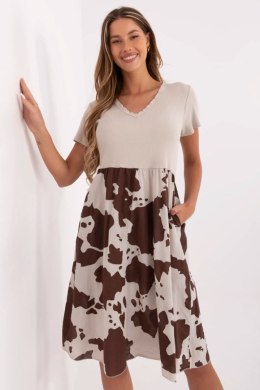 Sukienka Model DHJ-SK-253701.80 Beige - Italy Moda Italy Moda