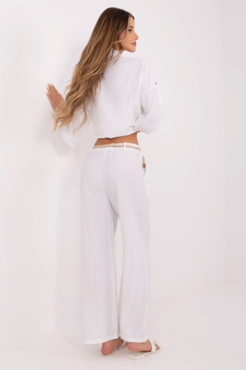 Spodnie Damskie Model MI-SP-6560.73P White - Italy Moda Italy Moda Spodnie Damskie Model MI-SP-6560.73P White - Italy Moda Italy Moda
